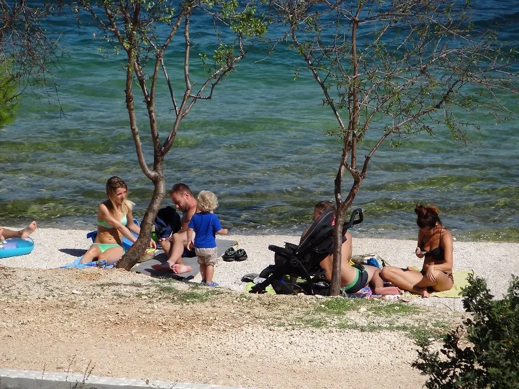 Vila Lola Apartmani Trogir Apartment
