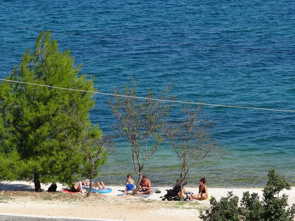 Vila Lola Apartmani Trogir Apartment
