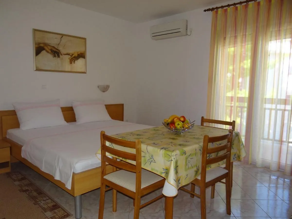 Vila Lola Apartmani Trogir Apartment