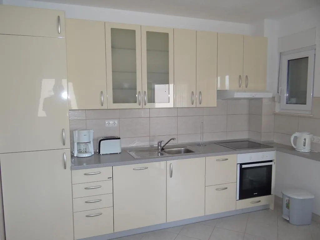 Vila Lola Apartmani Trogir 0*,  Croatia
